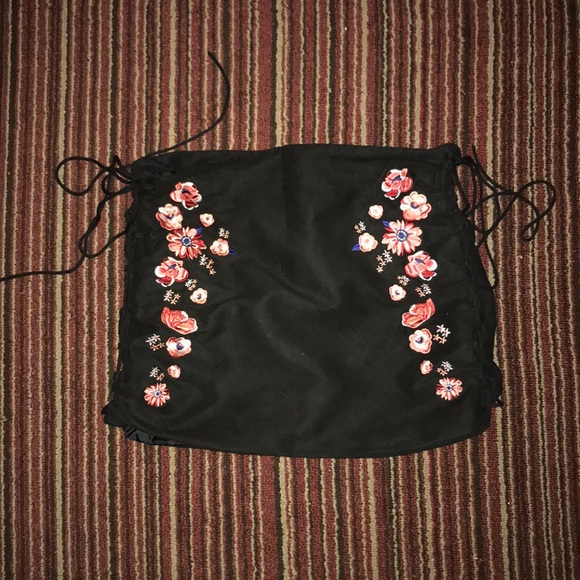 H&M Dresses & Skirts - H&M Divided Lace-Up Skirt with Floral Embroidery